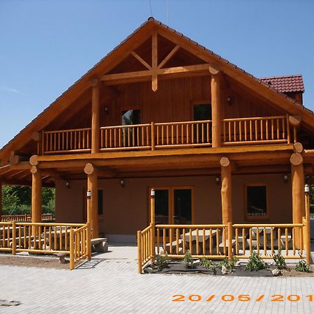 Penzion U Fabu Lednice Ngoại thất bức ảnh